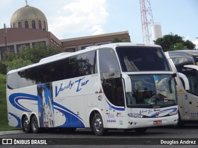 Vandy Tur Turismo & Viagens 9000 na cidade de Trindade, Goiás, Brasil, por Douglas Andrez. Número da foto: #12336030.