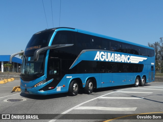 Viação Águia Branca 50800 na cidade de Resende, Rio de Janeiro, Brasil, por Osvaldo Born. Número da foto: #12336190.
