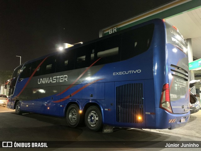 Unimaster Turismo 9300 na cidade de Garça, São Paulo, Brasil, por Júnior Juninho. Número da foto: #12341816.