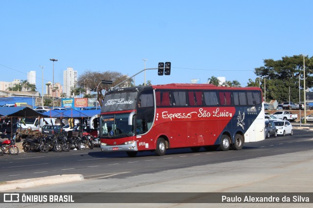 Expresso São Luiz 6910 na cidade de Goiânia, Goiás, Brasil, por Paulo Alexandre da Silva. Número da foto: #12340568.