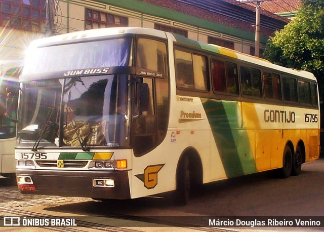 Empresa Gontijo de Transportes 15795 na cidade de Rio de Janeiro, Rio de Janeiro, Brasil, por Márcio Douglas Ribeiro Venino. Número da foto: #12297942.
