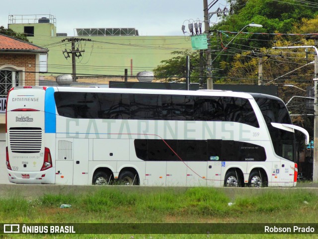 Auto Viação Catarinense 3519 na cidade de São José dos Campos, São Paulo, Brasil, por Robson Prado. Número da foto: #12298579.