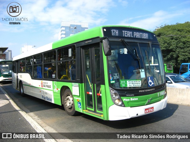 Viação Santa Brígida 1 1900 na cidade de São Paulo, São Paulo, Brasil, por Tadeu Ricardo Simões Rodrigues. Número da foto: #12296508.