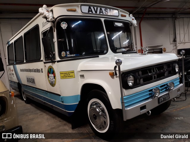 AVASM - Associação de Veículos Antigos de Santa Maria 7703 na cidade de Novo Hamburgo, Rio Grande do Sul, Brasil, por Daniel Girald. Número da foto: #12342448.