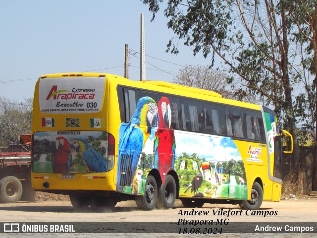 Expresso Arapiraca Viação e Turismo 030 na cidade de Pirapora, Minas Gerais, Brasil, por Andrew Campos. Número da foto: #12344425.