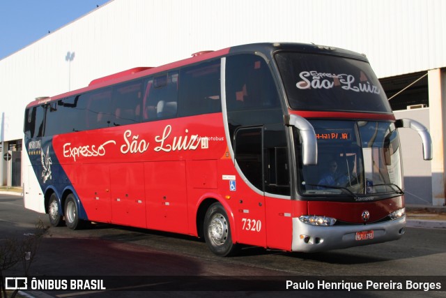 Expresso São Luiz 7320 na cidade de Goiânia, Goiás, Brasil, por Paulo Henrique Pereira Borges. Número da foto: #12346287.