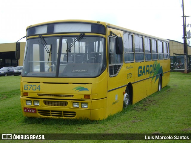 Viação Garcia 6704 na cidade de Maringá, Paraná, Brasil, por Luis Marcelo Santos. Número da foto: #12344855.
