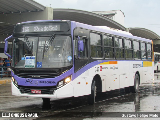 Borborema Imperial Transportes 742 na cidade de Jaboatão dos Guararapes, Pernambuco, Brasil, por Gustavo Felipe Melo. Número da foto: #12346731.