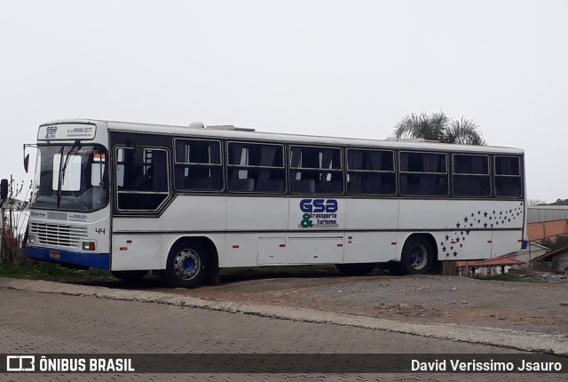 GSA Transporte e Turismo 44 na cidade de Bento Gonçalves, Rio Grande do Sul, Brasil, por David Verissimo Jsauro. Número da foto: #12345649.