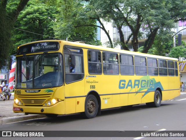 Viação Garcia 6166 na cidade de Maringá, Paraná, Brasil, por Luis Marcelo Santos. Número da foto: #12344871.