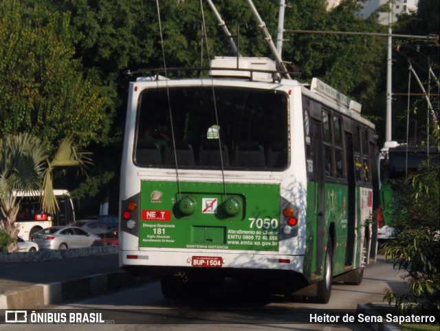 Next Mobilidade - ABC Sistema de Transporte 7050 na cidade de São Bernardo do Campo, São Paulo, Brasil, por Heitor de Sena Sapaterro. Número da foto: #12347298.