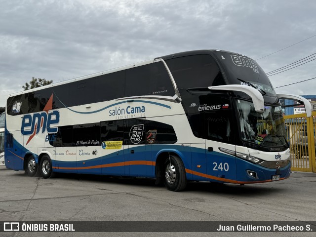 Pullman Eme Bus 240 na cidade de Santiago, Santiago, Metropolitana de Santiago, Chile, por Juan Guillermo Pacheco S.. Número da foto: #12347360.