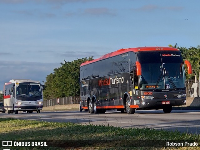MinaSul Turismo 1200 na cidade de São José dos Campos, São Paulo, Brasil, por Robson Prado. Número da foto: #12347801.