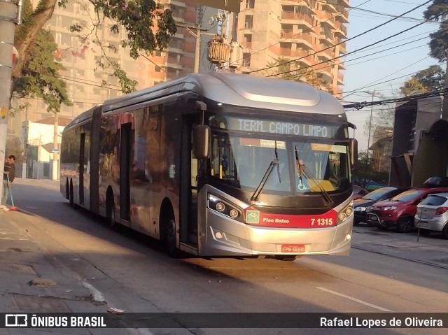 Viação Campo Belo 7 1315 na cidade de São Paulo, São Paulo, Brasil, por Rafael Lopes de Oliveira. Número da foto: #12347951.
