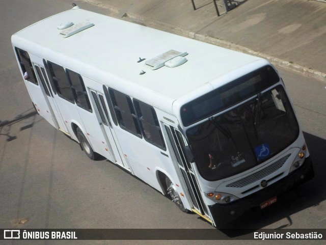 Ônibus Particulares 1807 na cidade de Paudalho, Pernambuco, Brasil, por Edjunior Sebastião. Número da foto: #12348899.