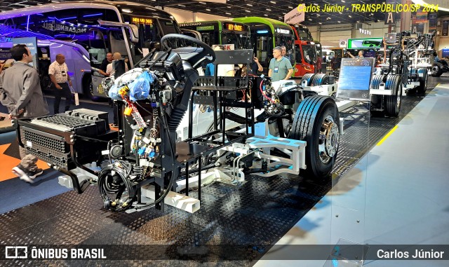 Mercedes-Benz EO500 UA na cidade de São Paulo, São Paulo, Brasil, por Carlos Júnior. Número da foto: #12350053.
