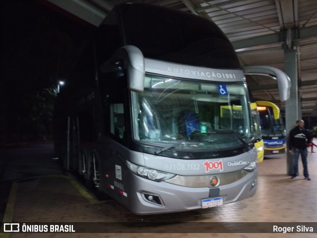 Auto Viação 1001 RJ 108.1132 na cidade de Queluz, São Paulo, Brasil, por Roger Silva. Número da foto: #12351105.