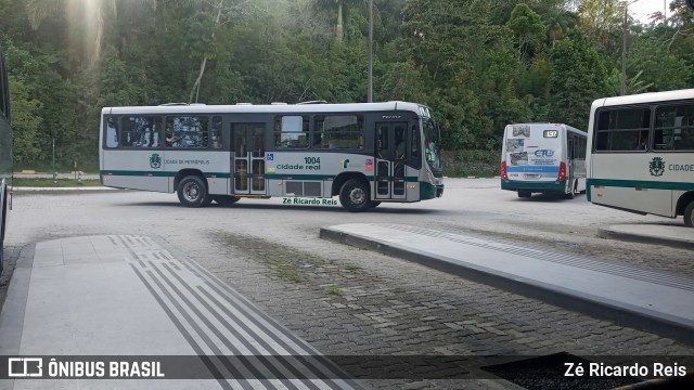Cidade Real 1004 na cidade de Petrópolis, Rio de Janeiro, Brasil, por Zé Ricardo Reis. Número da foto: #12350906.