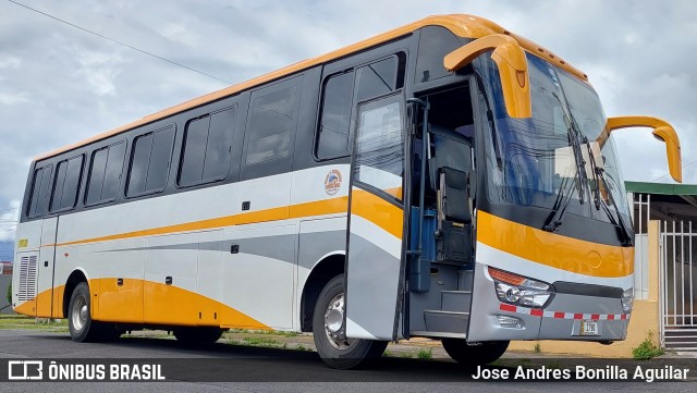 Autobuses sin identificación - Costa Rica 00 na cidade de Cartago, Cartago, Costa Rica, por Jose Andres Bonilla Aguilar. Número da foto: #12350517.
