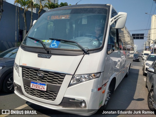 Donel Transportes RYQ5C24 na cidade de Itajaí, Santa Catarina, Brasil, por Jonatan Eduardo Jurk Ramos. Número da foto: #12350584.