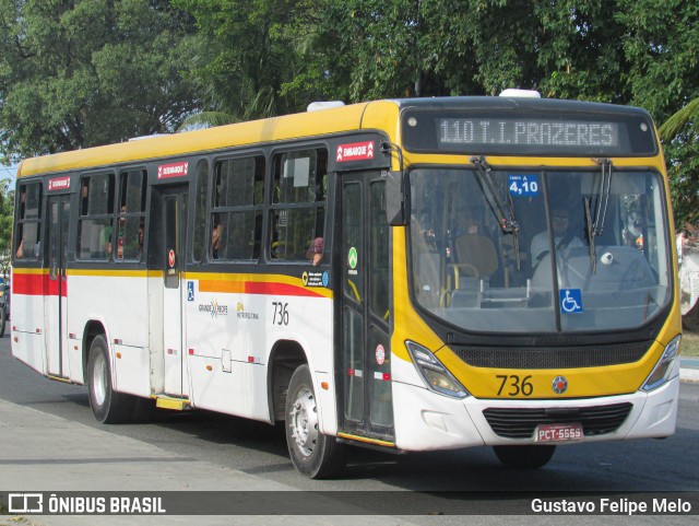 Empresa Metropolitana 736 na cidade de Jaboatão dos Guararapes, Pernambuco, Brasil, por Gustavo Felipe Melo. Número da foto: #12350752.