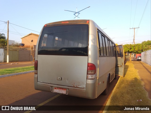Seline Pérola Serviços e Transportes  na cidade de Inaciolândia, Goiás, Brasil, por Jonas Miranda. Número da foto: #12352961.