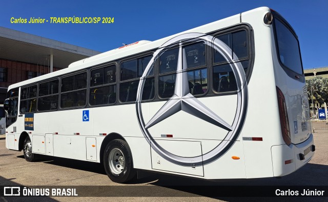 Mercedes-Benz 2B11 na cidade de São Paulo, São Paulo, Brasil, por Carlos Júnior. Número da foto: #12352565.