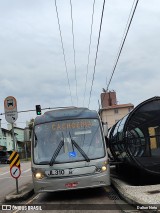 Expresso Azul JL310 na cidade de Curitiba, Paraná, Brasil, por Dalton Neto. Número da foto: #:id.