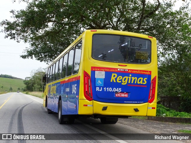 Auto Viação Reginas RJ 110.045 na cidade de Guapimirim, Rio de Janeiro, Brasil, por Richard Wagner. Número da foto: #12356129.
