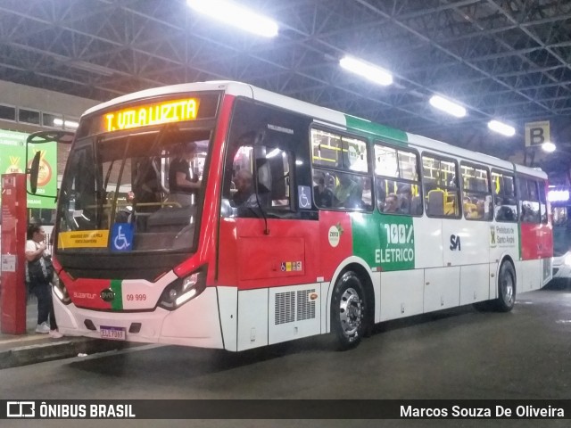 Suzantur Santo André 09-999 na cidade de Santo André, São Paulo, Brasil, por Marcos Souza De Oliveira. Número da foto: #12355820.