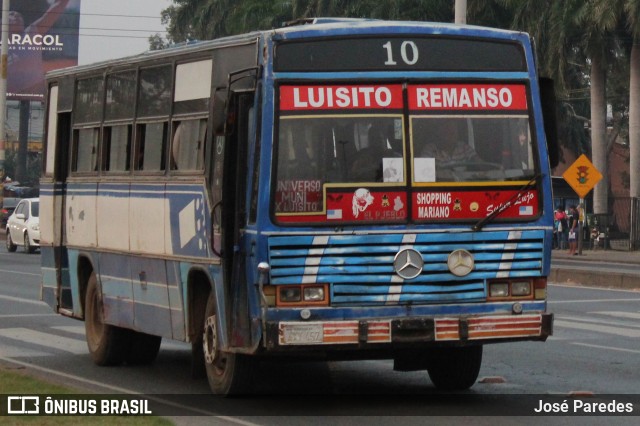 El Universo SRL - Linea 10 708 na cidade de Mariano Roque Alonso, Central, Paraguai, por José Paredes. Número da foto: #12354821.