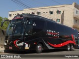 Artbus Turismo 1600 na cidade de Trindade, Goiás, Brasil, por Douglas Andrez. Número da foto: #12355771.