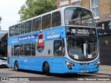 Ensignbus Company 127 na cidade de London, Greater London, Inglaterra, por Fábio Takahashi Tanniguchi. Número da foto: #12355578.