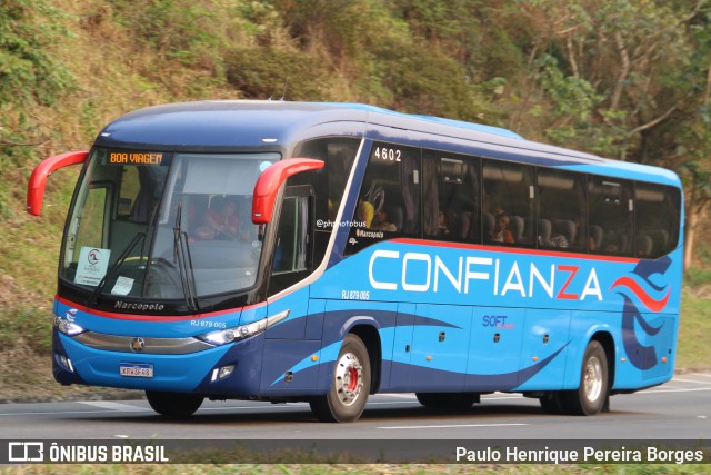 Confianza Transportes RJ 879.005 na cidade de Piraí, Rio de Janeiro, Brasil, por Paulo Henrique Pereira Borges. Número da foto: #12359525.