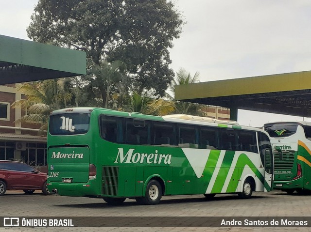 Empresa de Transportes e Turismo Moreira 2205 na cidade de Goiânia, Goiás, Brasil, por Andre Santos de Moraes. Número da foto: #12359608.