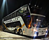 Onni Buss 2000 na cidade de São Thomé das Letras, Minas Gerais, Brasil, por Luiz Krolman. Número da foto: #12359622.