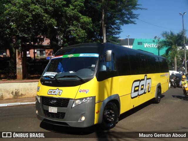 Expreso Paraguay S.A. 162 na cidade de Ciudad del Este, Alto Paraná, Paraguai, por Mauro Germán Aboud. Número da foto: #12361418.