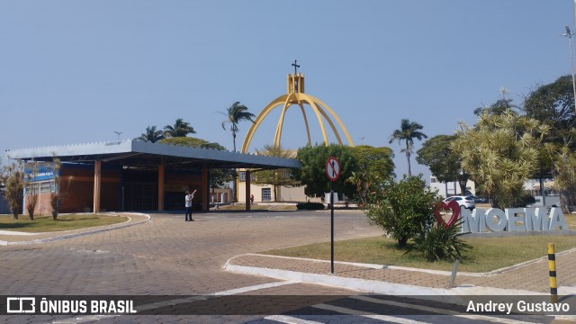 Terminais Rodoviários e Urbanos  na cidade de Moema, Minas Gerais, Brasil, por Andrey Gustavo. Número da foto: #12362170.