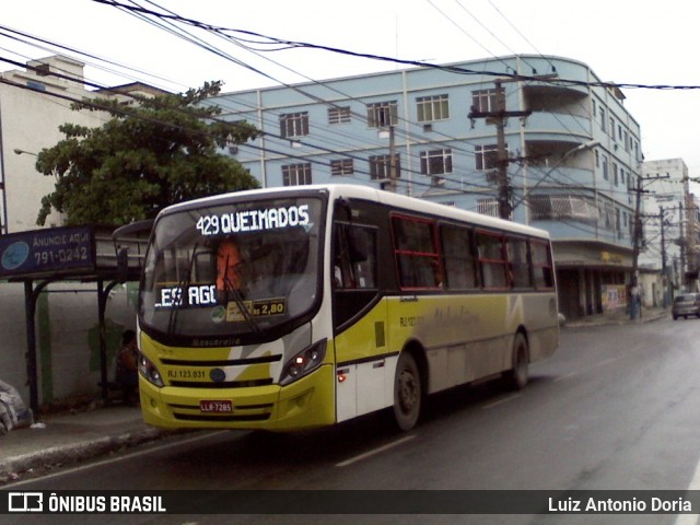Viação Nilopolitana RJ 123.031 na cidade de Nilópolis, Rio de Janeiro, Brasil, por Luiz Antonio Doria. Número da foto: #12363420.