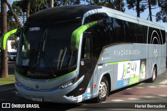Viação Garcia 82209 na cidade de Curitiba, Paraná, Brasil, por Hariel Bernades. Número da foto: #12363811.