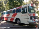 Empresa Irmãos Teixeira 250 na cidade de Belo Horizonte, Minas Gerais, Brasil, por J. Júnior. Número da foto: #12362980.