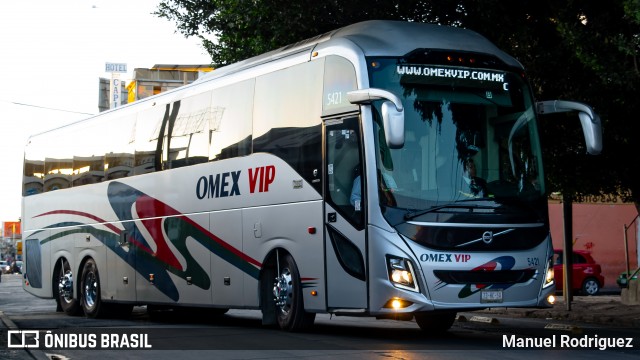 OMEX - Ómnibus Mexicanos 5425 na cidade de León, Guanajuato, México, por Manuel Rodriguez. Número da foto: #12365631.