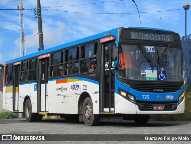 Consórcio Recife 725 na cidade de Recife, Pernambuco, Brasil, por Gustavo Felipe Melo. Número da foto: #12367745.