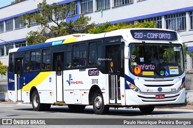 Viação Pinheiral 3010 na cidade de Volta Redonda, Rio de Janeiro, Brasil, por Paulo Henrique Pereira Borges. Número da foto: #12366158.