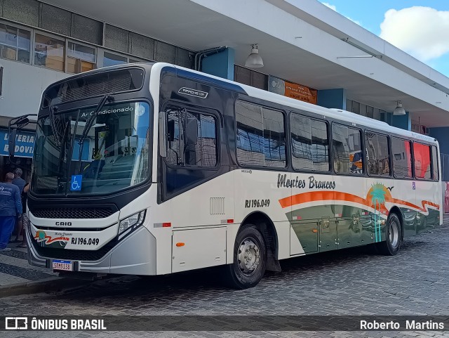 Viação Montes Brancos RJ 196.049 na cidade de Araruama, Rio de Janeiro, Brasil, por Roberto  Martins. Número da foto: #12299633.