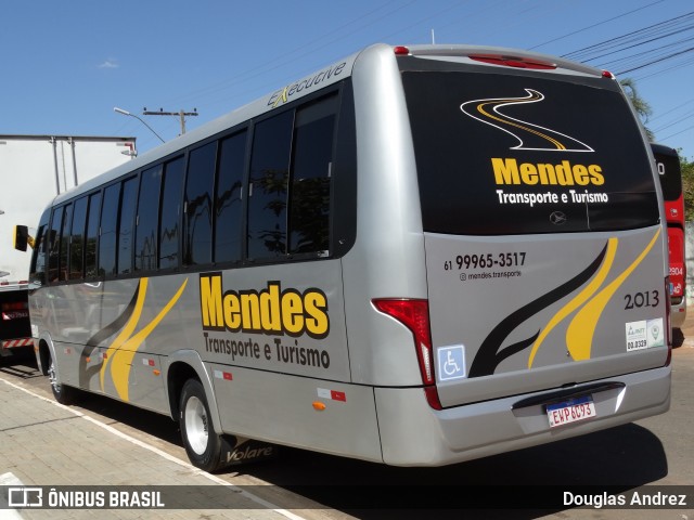 Mendes Transporte e Turismo 2013 na cidade de Trindade, Goiás, Brasil, por Douglas Andrez. Número da foto: #12300460.