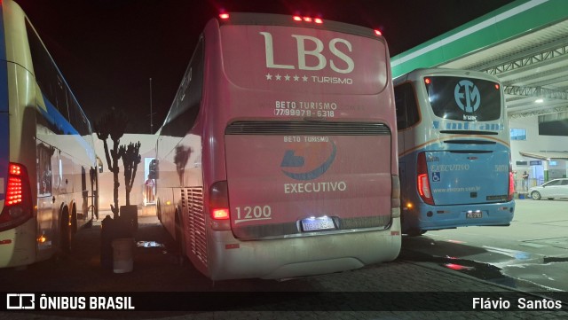 LBS Turismo 1200 na cidade de Santo Estêvão, Bahia, Brasil, por Flávio Santos. Número da foto: #12299759.