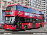 Blue Triangle Buses Limited EE68 na cidade de London, Greater London, Inglaterra, por Fábio Takahashi Tanniguchi. Número da foto: #12301106.