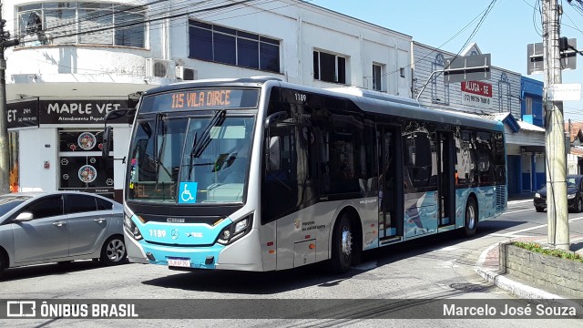 Viação Saens Peña São José dos Campos 1189 na cidade de São José dos Campos, São Paulo, Brasil, por Marcelo José Souza. Número da foto: #12368839.