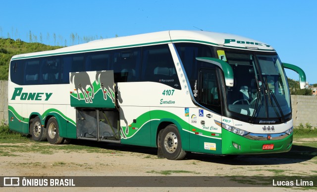 Trans Poney 4107 na cidade de Arraial do Cabo, Rio de Janeiro, Brasil, por Lucas Lima. Número da foto: #12368730.